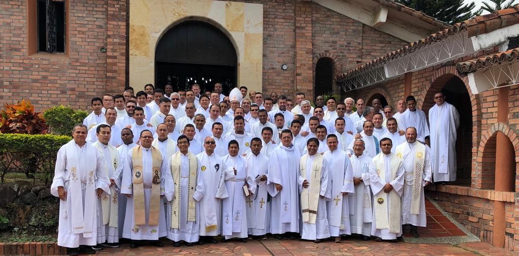 El Clero de la Arquidiócesis de Popayán en retiro Espiritual